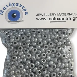 Γυάλινα Χαντράκια Preciosa 6/0 Γκρι Περλέ 4mm – Τρύπα 1mm – Συσκευασία 40gr