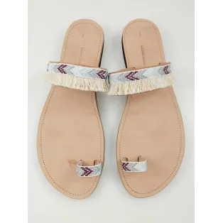 Σανδάλι δερμάτινο  boho με φούντες